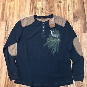 Legendary Whitetails Henley Shirt Men’s Large Buck Deer Hunting Graphic NWT